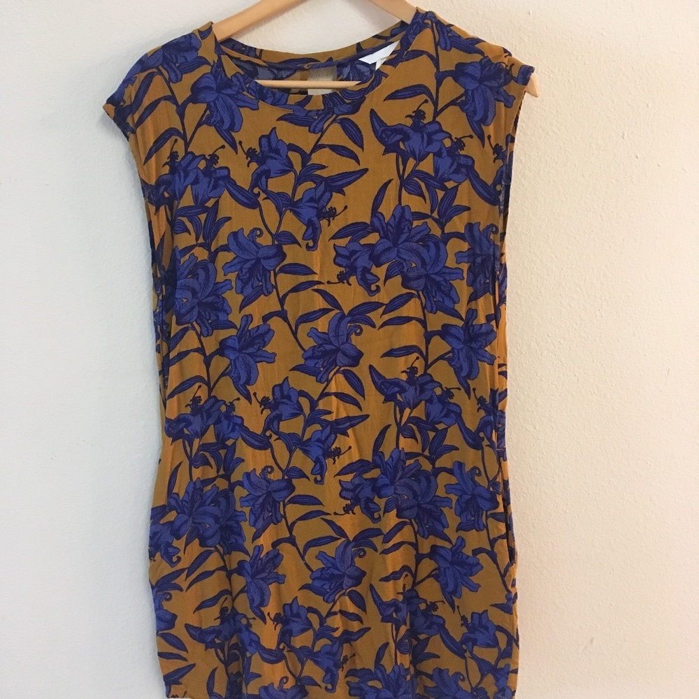 Fun and Vibrant Shift Dress from H&M